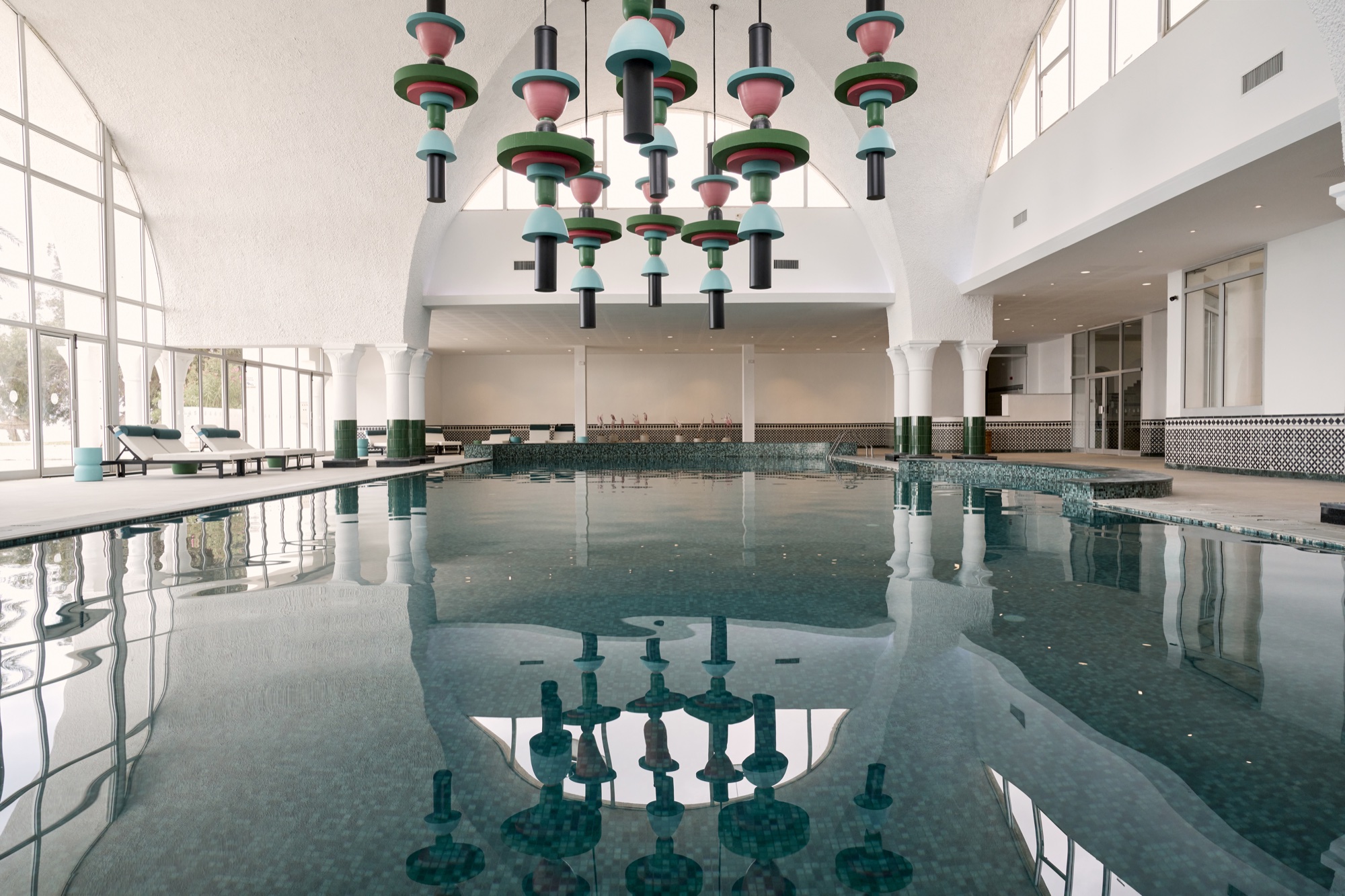 Piscine intérieure design, Club Med Djerba